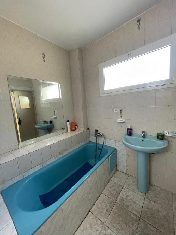 Appartement Centre-Ville Avec Piscine Pour Enfants Tanger Exterior foto